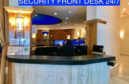 Mid Beach Apartment | 1701 - Studio Ocean Front Free Parking Pool