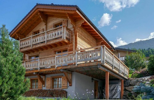 Saint-Pierre-de-Clages Other | 175 m² Accommodation ∙ 3 bedrooms ∙ 6 guests