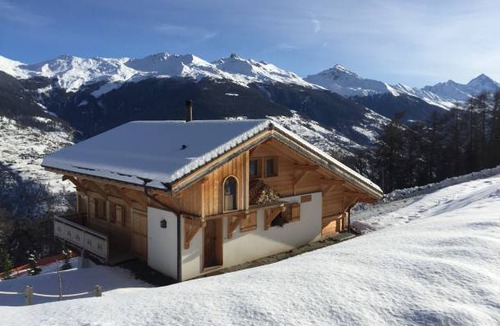 Vex Ski Chalet | 175 m² Chalet ∙ 4 bedrooms ∙ 10 guests