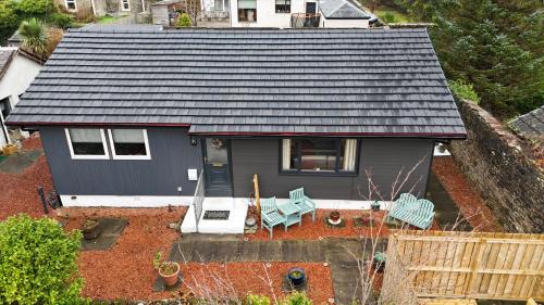 Helensburgh House | 175 On Clyde - Spacious & Cosy Cedar Wood Bungalow