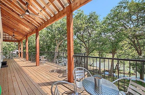 New Braunfels House | 178 m² House ∙ 4 bedrooms ∙ 16 guests