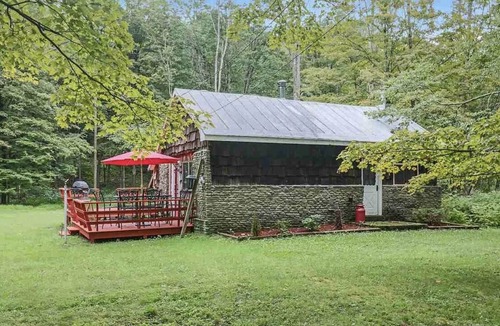 Town of Olive Cabin | 1789 Cabin on 27 Acres