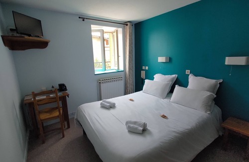 Ranchal Hotel | 1799 Rte des Écharmeaux