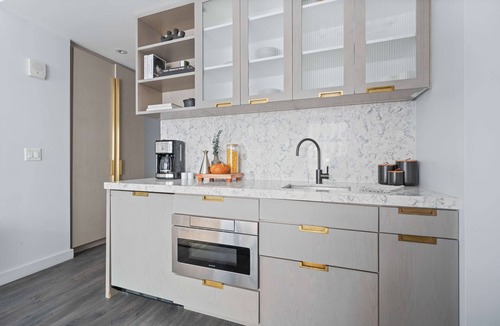 Financial District Apartment | 17john: Classic King Studio Apartment