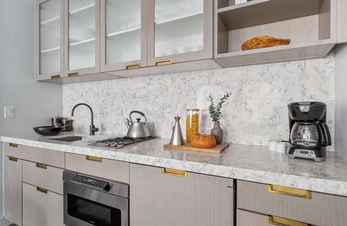 Financial District Apartment | 17John: Executive King Suite with Sofa Bed