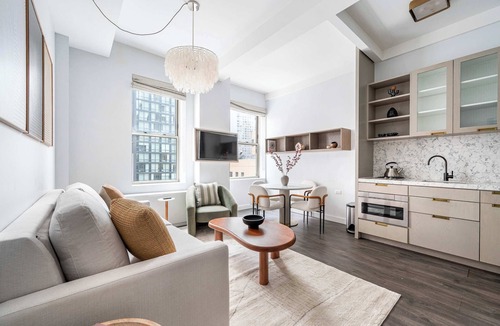 Financial District Apartment | 17John: Luxury One Bedroom Apartment