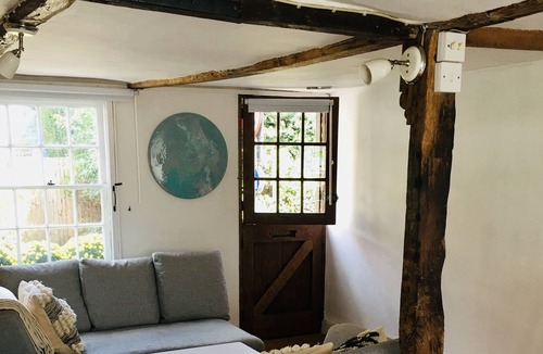 Shere Cottage | 17th Century Cottage in Shere