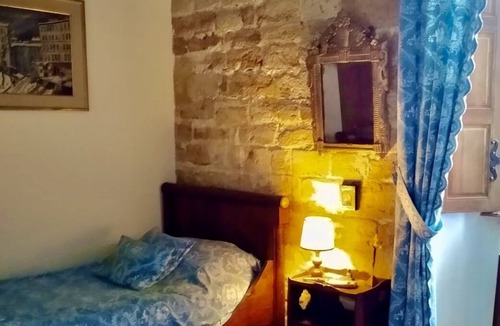 Mardilly Other | 17th century manor house for a complete change of scenery