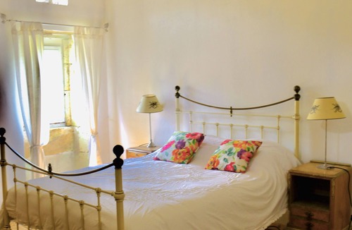 Montboyer Cottage | 17th Century Pretty Cottage with pool