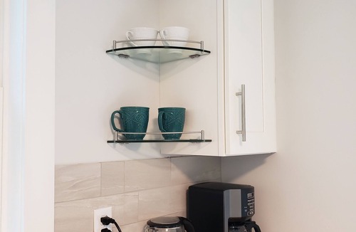 Point Lookout House | 18-Acre Waterfront Sanctuary: Peace & Privacy