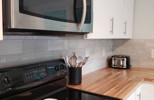 Point Lookout House | 18-Acre Waterfront Sanctuary: Peace & Privacy