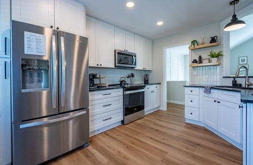 Cartersville Cottage | 18 Huntcliff Dr, Cartersville