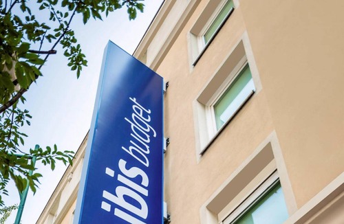 Saint-Maurice Hotel | 18 m² Hotel ∙ 127 guests