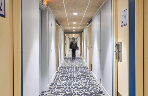 Saint-Maurice Hotel | 18 m² Hotel ∙ 127 guests