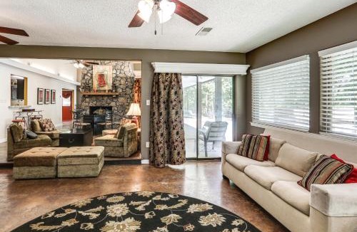 Southaven House | 18 Mi to Dtwn Memphis: Oasis on 8 Acres!
