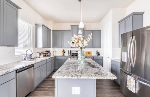 Spring Branch East House | 18 minutes from NRG Stadium