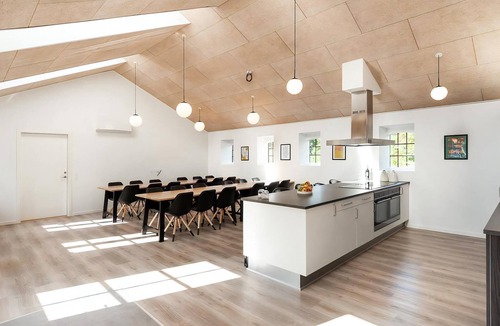 Gjern House | 18-person bungalow in the holiday park Landal Søhøjlandet