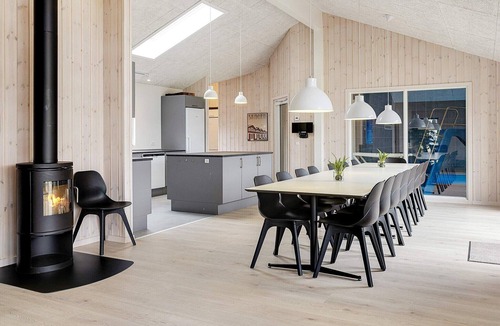Aalbaek House | 18 person holiday home in Ålbæk