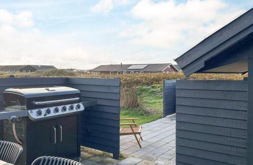 Vrist Strand House | 18 person holiday home in Harboøre