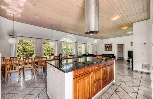 Øby House | 18-Person Pool House In Husby With Large Outdoor Hot Tub And Many Facilities