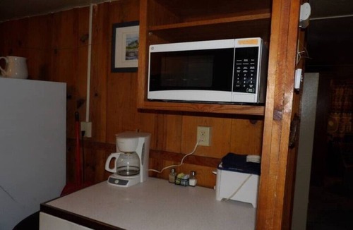 Ruidoso Cabin | #18 Ponderosa Cabins 104 N Laurel cabin 18