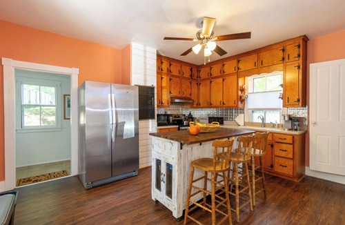 Westminster House | 1800’s 4Br WalkableWestminster between Balt&Gettysburg: