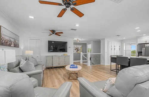 Fort Pierce House | 1809 Surfside | Private Beach | Heated Plunge Pool