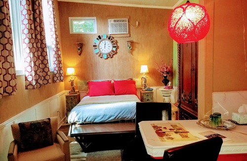 Westside North Bed & Breakfast | 1812 Overture B&B