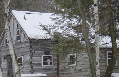 Ashburn Cabin | 1820 Log Cabin on Private 300 acres. Mtn biking, Hiking, x-country Skiing
