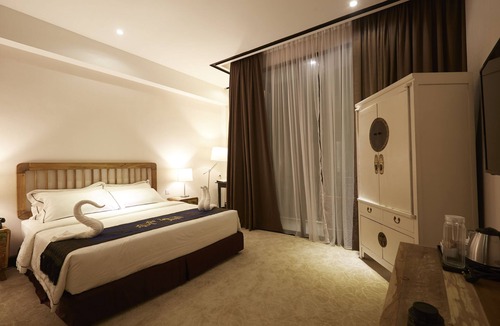 Kampung Jawa Hotel | 1825 Gallery Hotel