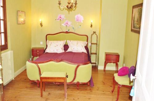 Seuil House | 1843 le ruisseau du moulin