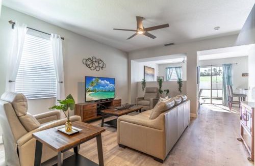 Windwood Bay House | 185 Winwood Bay