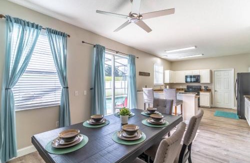 Windwood Bay House | 185 Winwood Bay