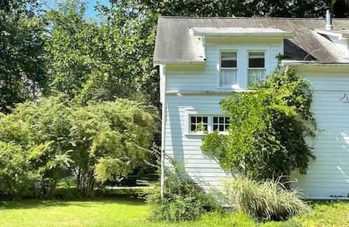 West Shokan House | 1850 Carriage House, Creek