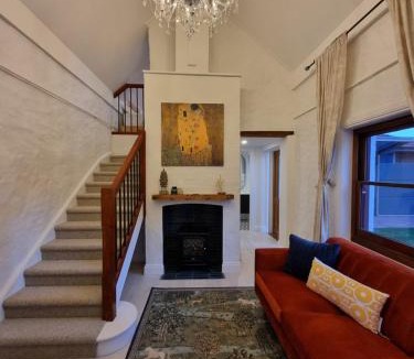 North Brighton House | 1860 Heritage Beachside Studio