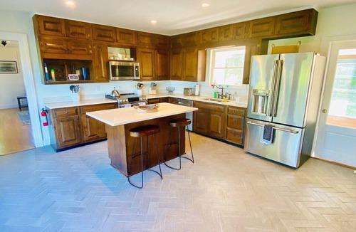 Trumansburg House | 1860’s Restored Farmhouse with BEST views of Cayuga.