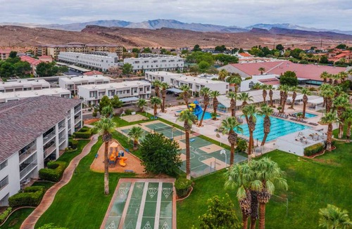 St. George Condo | 187 m² Condo ∙ 3 bedrooms ∙ 12 guests