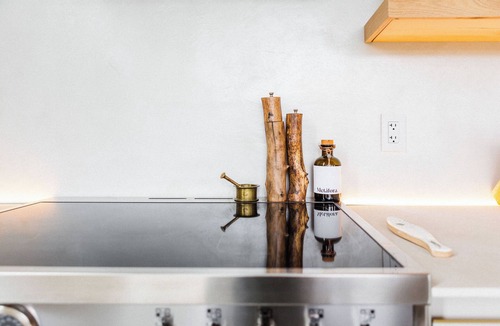 Prince Edward House | 1875 Boutique Farmhouse | 4 Bedroom | Luxury Retreat