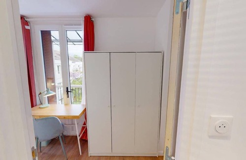 Issy-les-Moulineaux Resort | 188 m² Private room ∙ 1 bedroom ∙ 1 guest