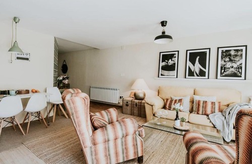 Haro Apartment | 1880 HAROs OLD TOWN HOUSE