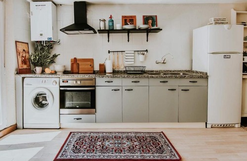 Haro Apartment | 1880 HAROs OLD TOWN HOUSE