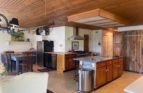 Heltonville Other | 1884 Farmhouse at Donkeytown Designed for large get togethers!