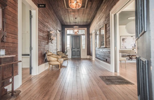 Lake Providence House | 1884 Historic Bernard House on Beautiful Lake Providence