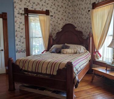Llano Bed & Breakfast | 1890 Karcher Haus