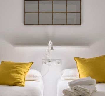 San Francisco Apartment | 1893 apartment 180 m. from the Old Town, A/C