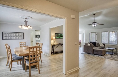 Hot Springs Village House | 18932 - 32 Belleza Way