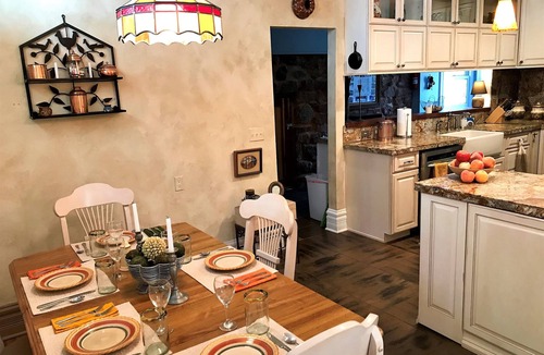 Cascade House | 1898 Victorian Bungalow Nestled at the Base of Pikes Peak-Near Attractions