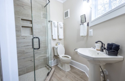 Hendersonville Bed & Breakfast | 1898 Waverly Inn