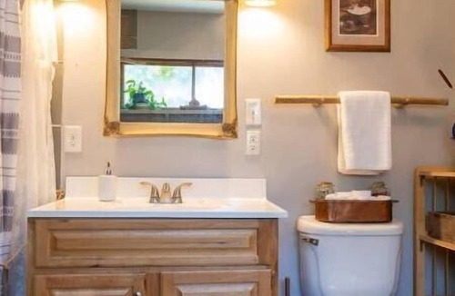 Staunton River Other | 18th Century Cabin Retreatnn