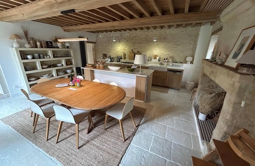 Bernieres-sur-Mer House | 18th Century cosy & comfortable house - 300m from the beach